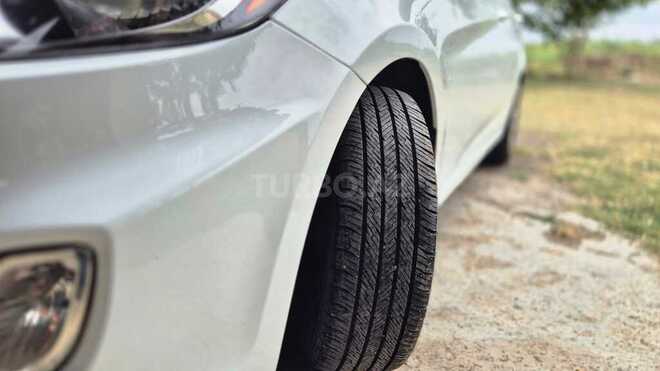 Hyundai Accent 2015, 131,000 km - 1.6 l - Biləsuvar