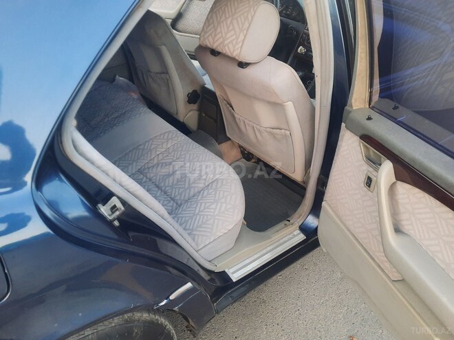 Mercedes C 200 1995, 335,000 km - 2.0 л - Lənkəran