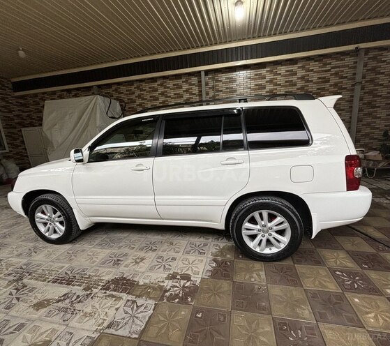 Toyota Highlander 2005, 200,000 km - 3.3 l - Bakı