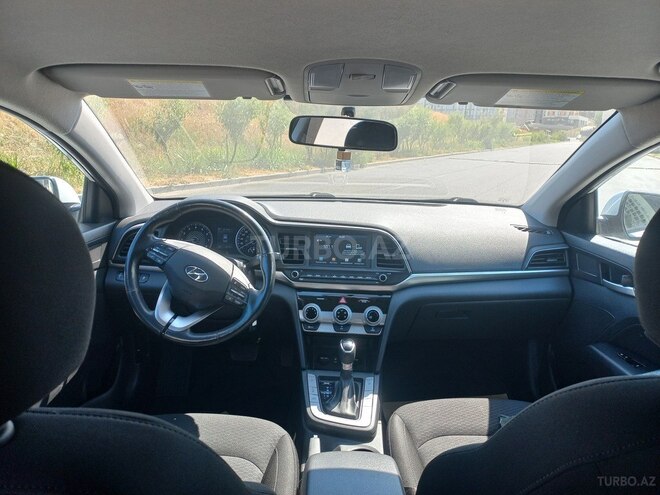 Hyundai Elantra 2019, 124,000 km - 2.0 l - Bakı