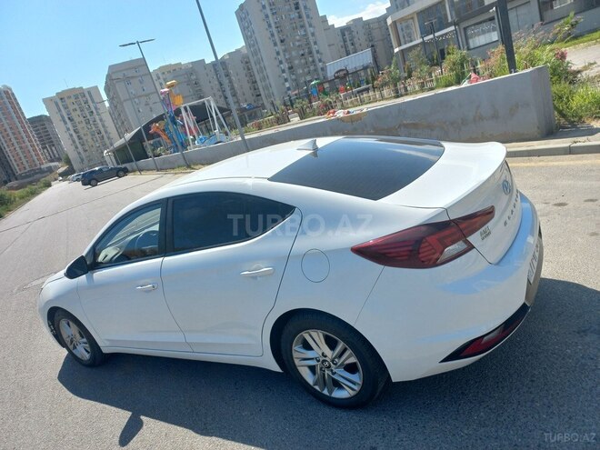 Hyundai Elantra 2019, 124,000 km - 2.0 l - Bakı
