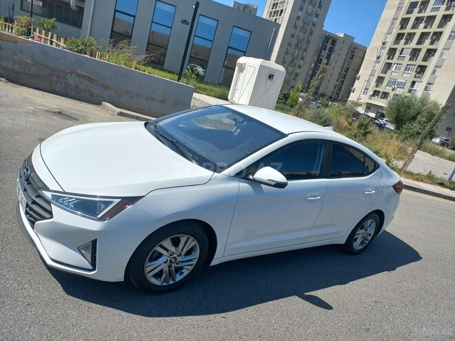 Hyundai Elantra 2019, 124,000 km - 2.0 l - Bakı