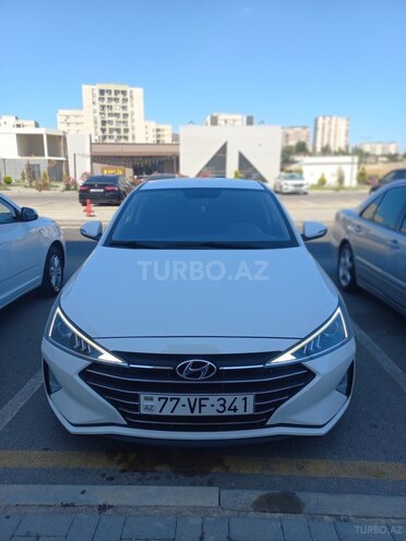 Hyundai Elantra 2019, 124,000 km - 2.0 l - Bakı