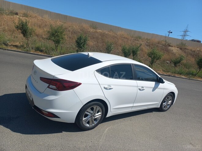 Hyundai Elantra 2019, 124,000 km - 2.0 l - Bakı