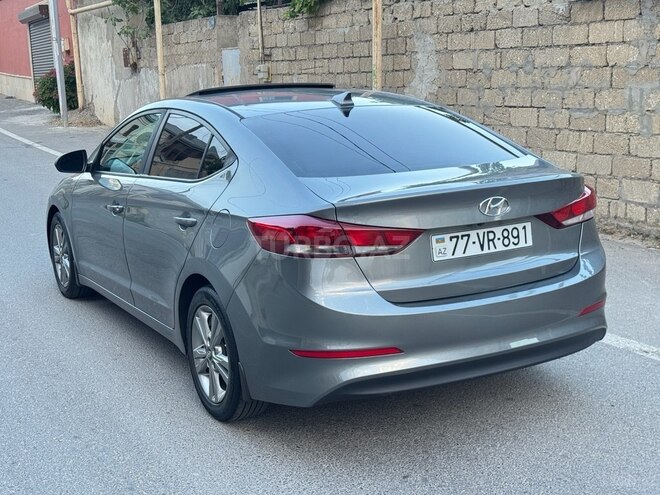 Hyundai Elantra 2016, 100,000 km - 2.0 l - Bakı