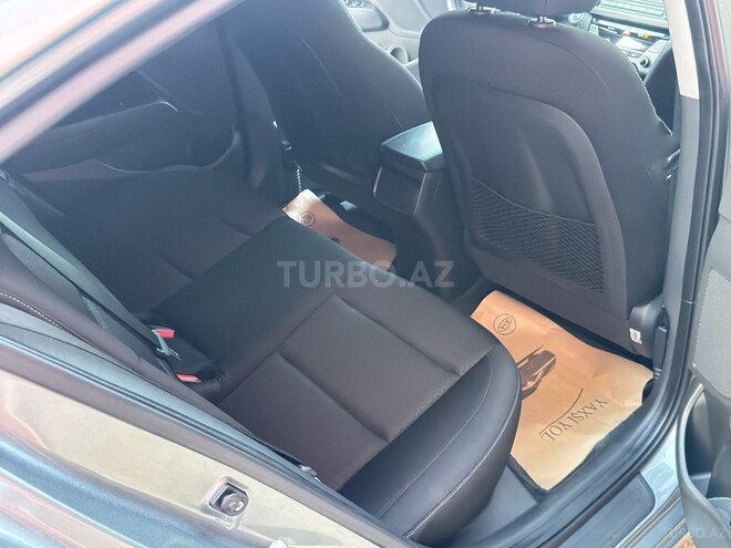 Hyundai Elantra 2016, 100,000 km - 2.0 l - Bakı