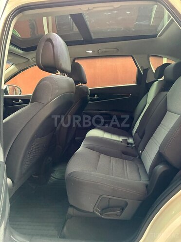 Kia Sorento 2015, 268,000 km - 2.2 l - Bakı