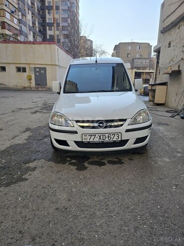 Opel Combo 2010, 202,000 km - 1.3 л - Bakı