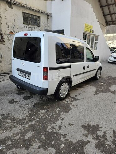 Opel Combo 2010, 202,000 km - 1.3 л - Bakı