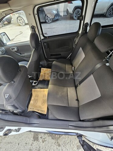 Opel Combo 2010, 202,000 km - 1.3 л - Bakı