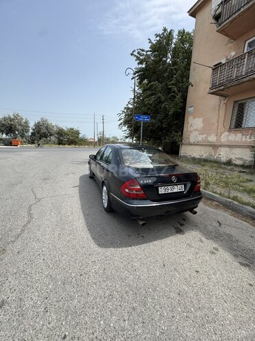 Mercedes E 320 2004, 324,000 km - 3.2 l - Bakı