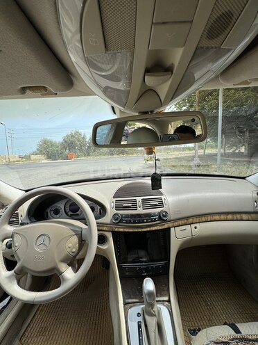 Mercedes E 320 2004, 324,000 km - 3.2 l - Bakı