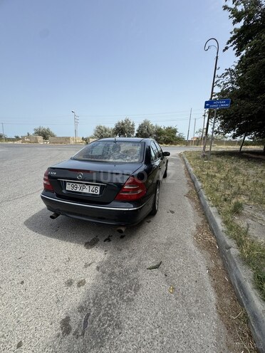 Mercedes E 320 2004, 324,000 km - 3.2 l - Bakı