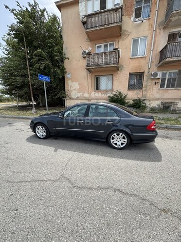 Mercedes E 320 2004, 324,000 km - 3.2 l - Bakı