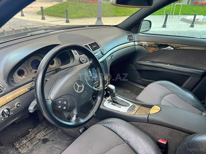 Mercedes E 270 2002, 406,000 km - 2.7 l - Bakı
