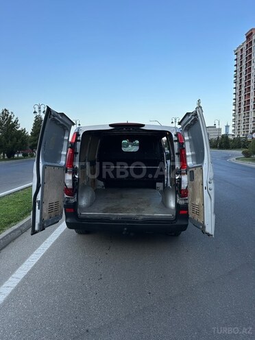 Mercedes Vito 115-12