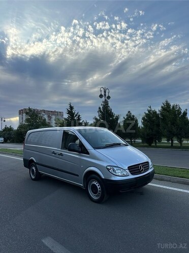 Mercedes Vito 115-1