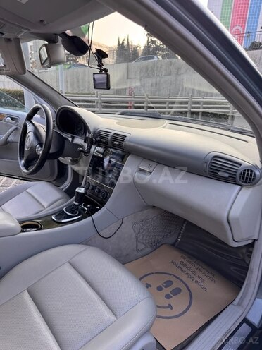 Mercedes C 230 2006, 242,500 km - 2.5 l - Bakı