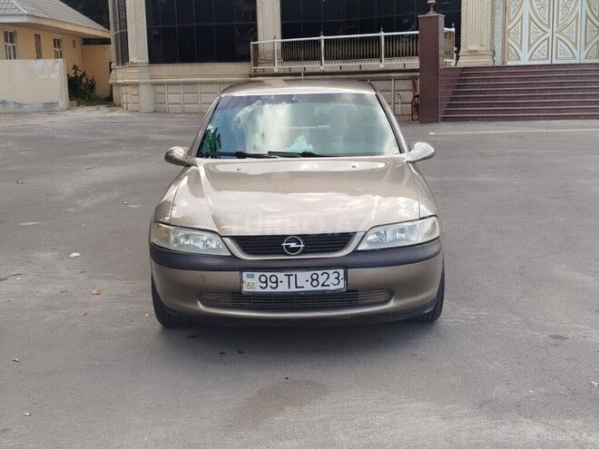 Opel Vectra 1996, 235,000 km - 1.8 l - Bərdə