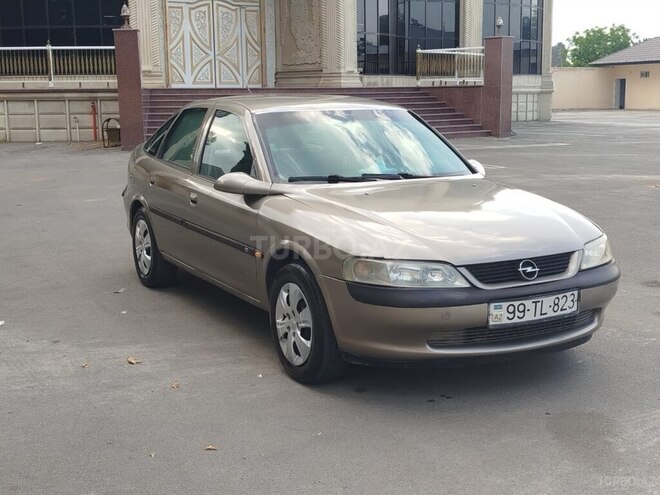 Opel Vectra 1996, 235,000 km - 1.8 l - Bərdə