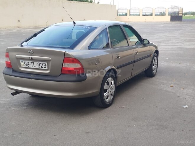 Opel Vectra 1996, 235,000 km - 1.8 l - Bərdə