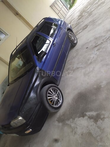 Volkswagen Golf 1996, 232,854 km - 1.6 л - Göyçay