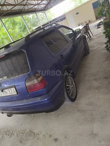 Volkswagen Golf 1996, 232,854 km - 1.6 л - Göyçay