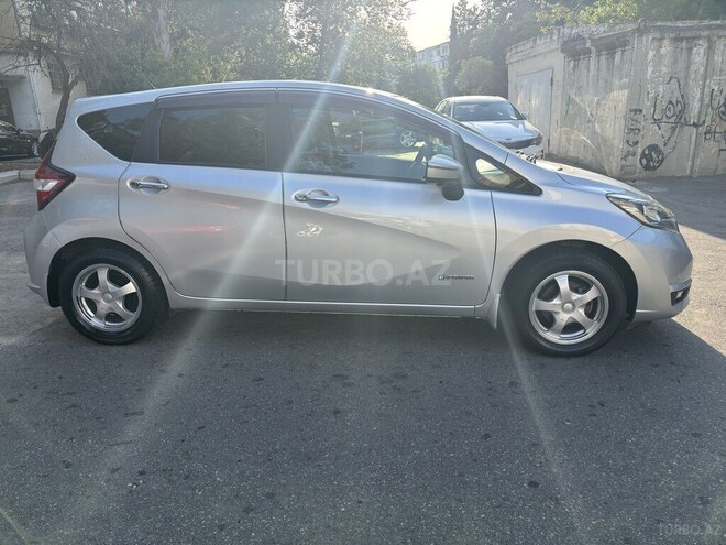 Nissan Note-6