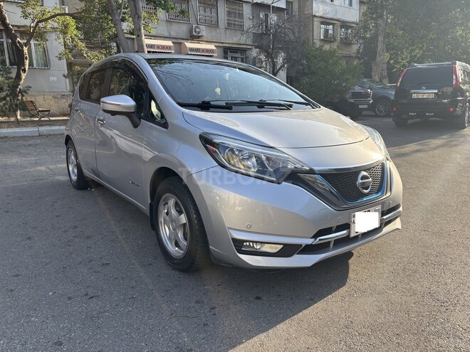 Nissan Note-4