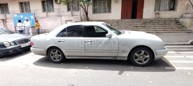 Mercedes E 230 1996, 270,000 km - 2.3 l - Kürdəmir
