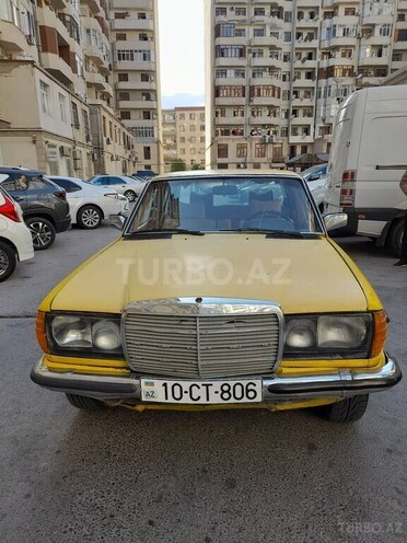 Mercedes E 200 1978, 980,000 km - 2.0 l - Bakı
