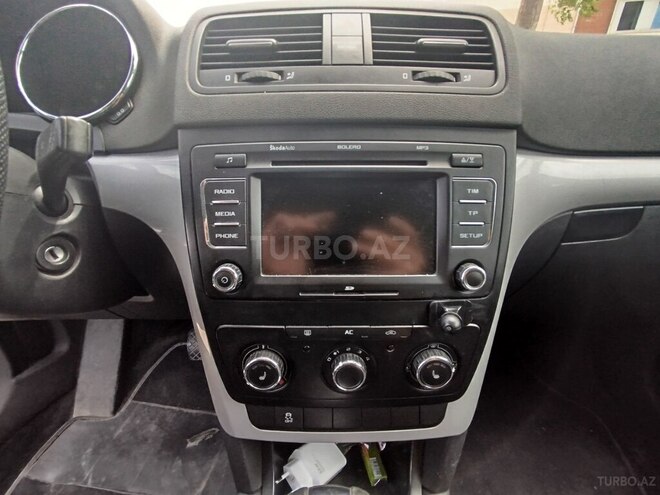 Skoda Yeti 2012, 242,246 km - 1.2 l - Bakı