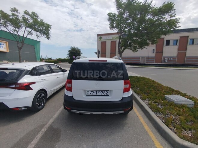 Skoda Yeti 2012, 242,246 km - 1.2 l - Bakı