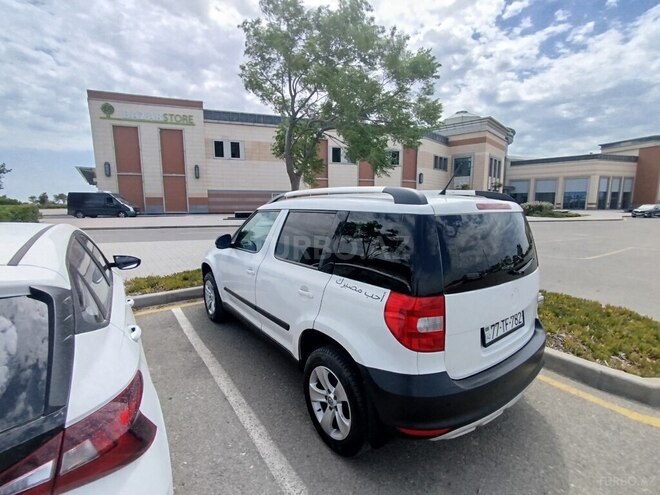 Skoda Yeti 2012, 242,246 km - 1.2 l - Bakı