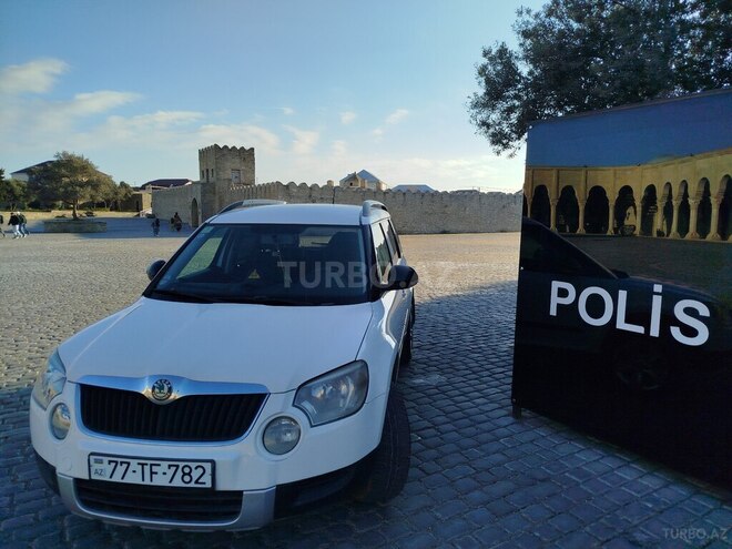 Skoda Yeti 2012, 242,246 km - 1.2 l - Bakı