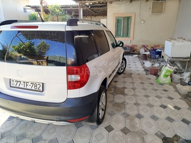 Skoda Yeti 2012, 242,246 km - 1.2 l - Bakı