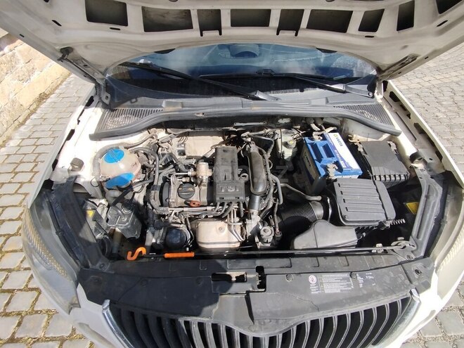 Skoda Yeti 2012, 242,246 km - 1.2 l - Bakı