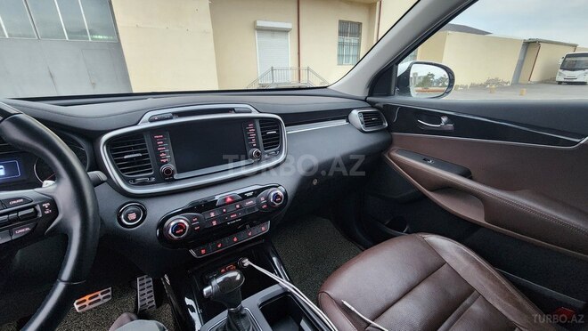 Kia Sorento 2017, 142,000 km - 2.0 l - Bakı