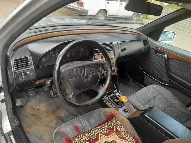 Mercedes C 180-7