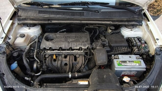 Kia Carens 2010, 397,000 km - 2.0 l - Bakı