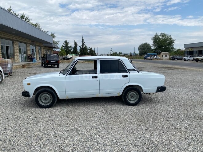 LADA (VAZ) 2107 2008, 80,000 km - 1.5 l - Salyan