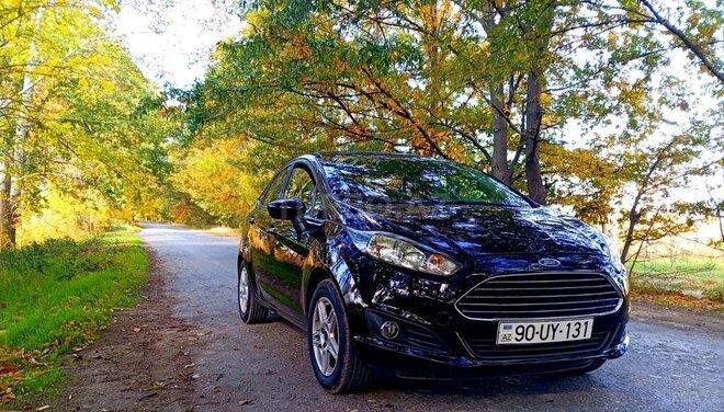Ford Fiesta 2017, 142,150 km - 1.6 l - Bakı