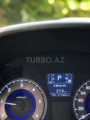 Hyundai Accent 2015, 211,865 km - 1.6 л - Bakı