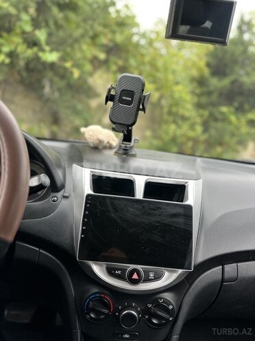 Hyundai Accent 2015, 211,865 km - 1.6 л - Bakı
