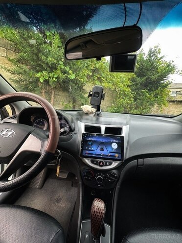 Hyundai Accent 2015, 211,865 km - 1.6 л - Bakı