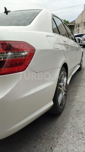 Mercedes E 350 4MATIC 2012, 241,600 km - 3.5 l - Bakı