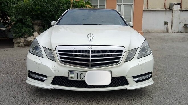 Mercedes E 350 4MATIC 2012, 241,600 km - 3.5 l - Bakı
