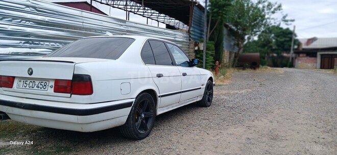 BMW 520-9