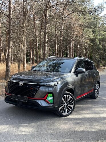 Changan CS 35 Plus 2023, 30,000 km - 1.4 л - Bakı
