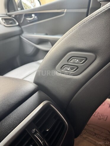 Kia Sorento-17